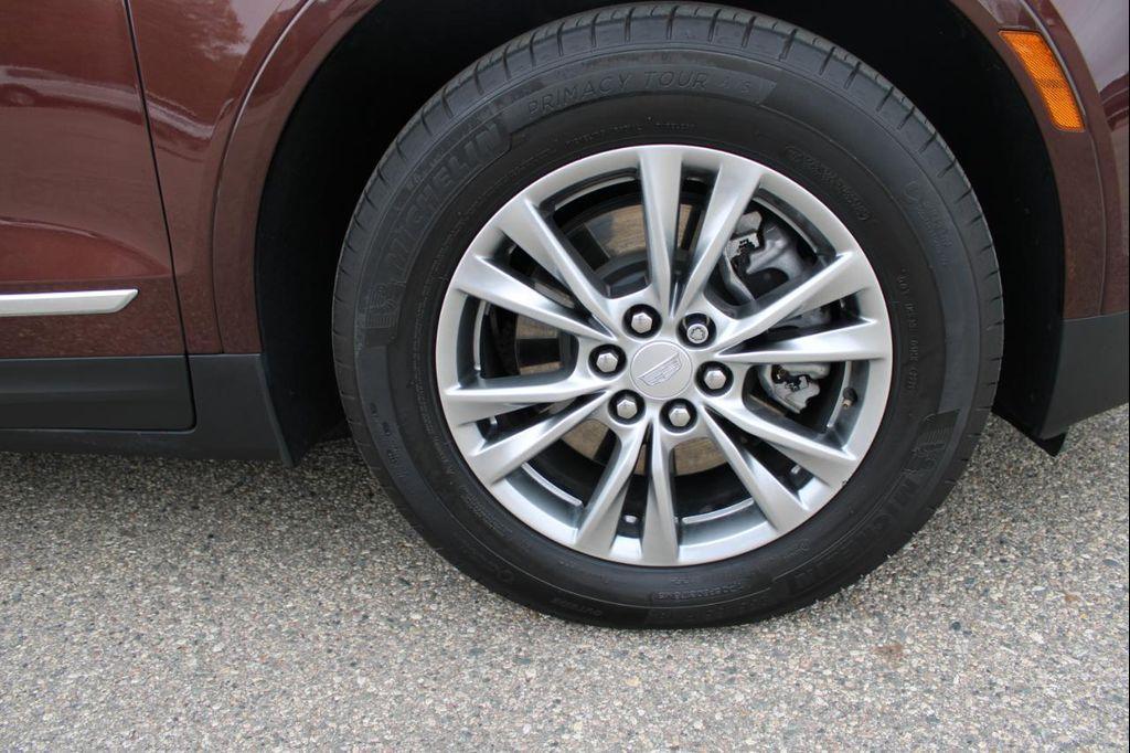used 2023 Cadillac XT5 car, priced at $38,690
