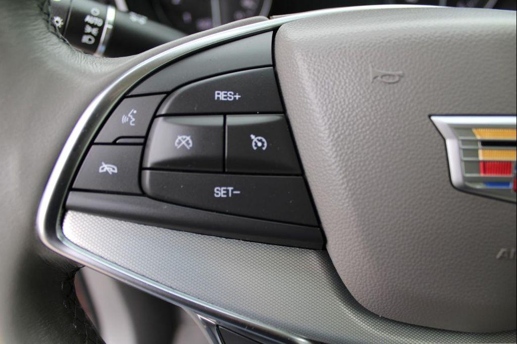used 2023 Cadillac XT5 car, priced at $38,690