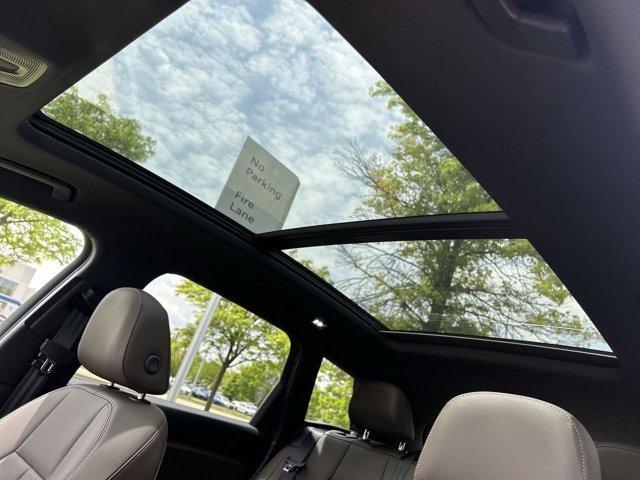 new 2025 Audi Q6 e-tron car, priced at $74,450