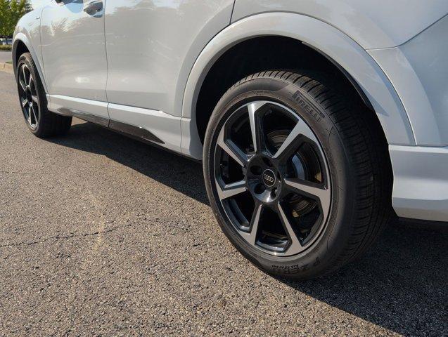new 2025 Audi Q3 car, priced at $47,200