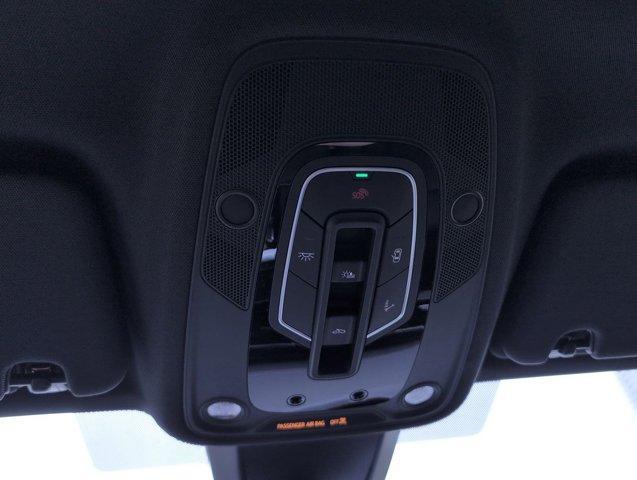 new 2025 Audi Q7 car, priced at $81,650