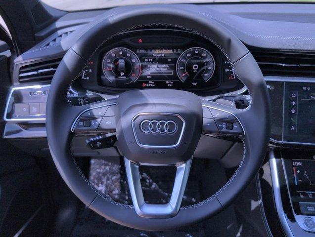 new 2025 Audi Q7 car, priced at $66,888