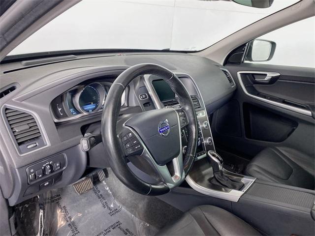 used 2015 Volvo XC60 car, priced at $14,680