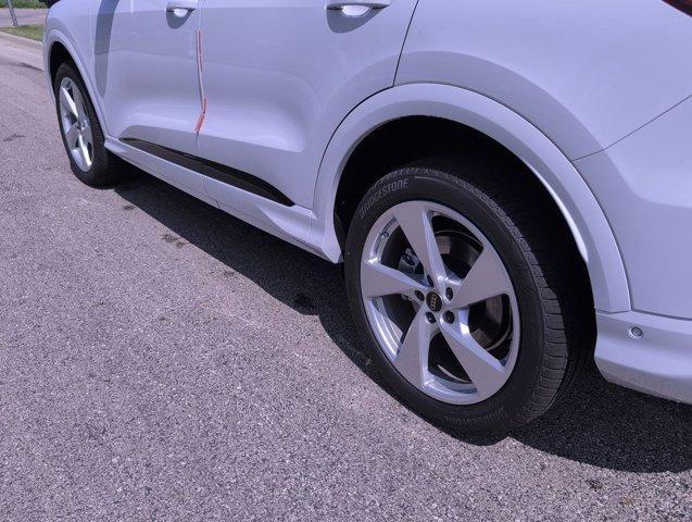 new 2025 Audi Q5 car, priced at $58,371