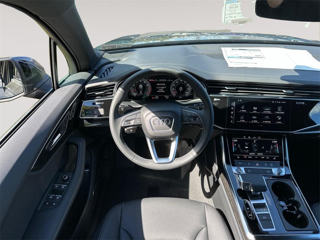 new 2025 Audi Q7 car, priced at $73,630