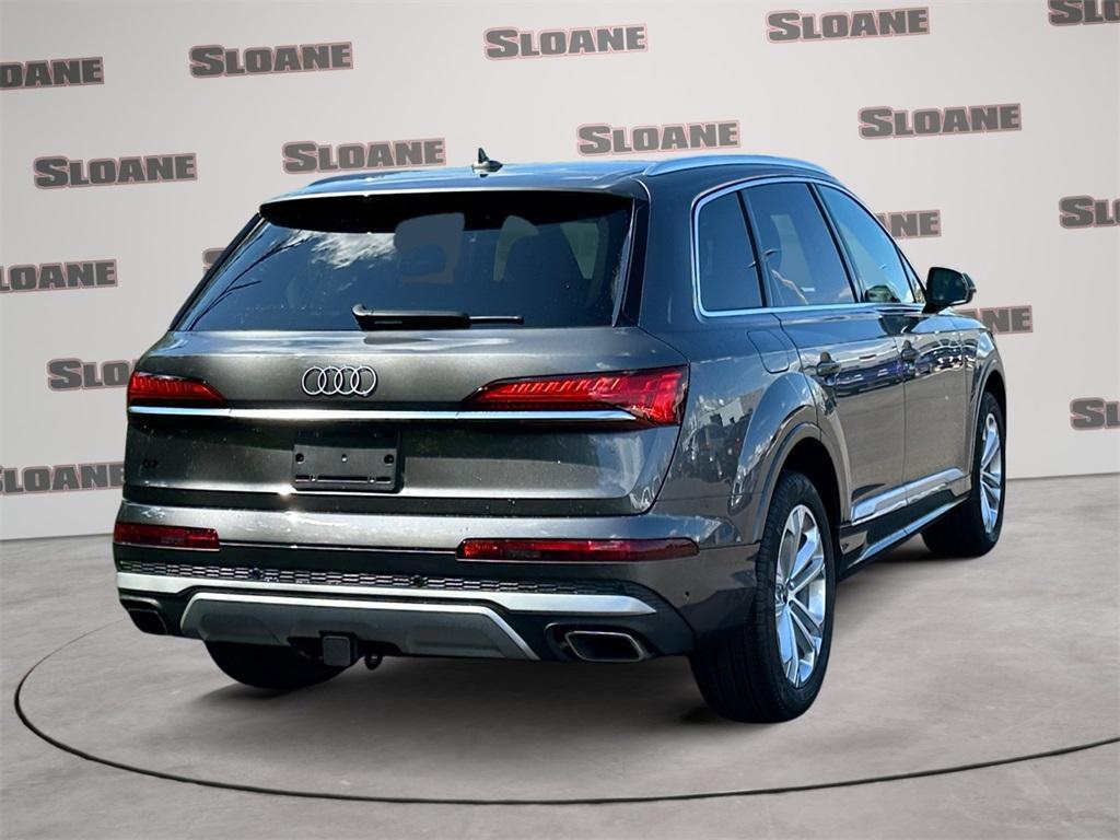 new 2025 Audi Q7 car, priced at $73,630