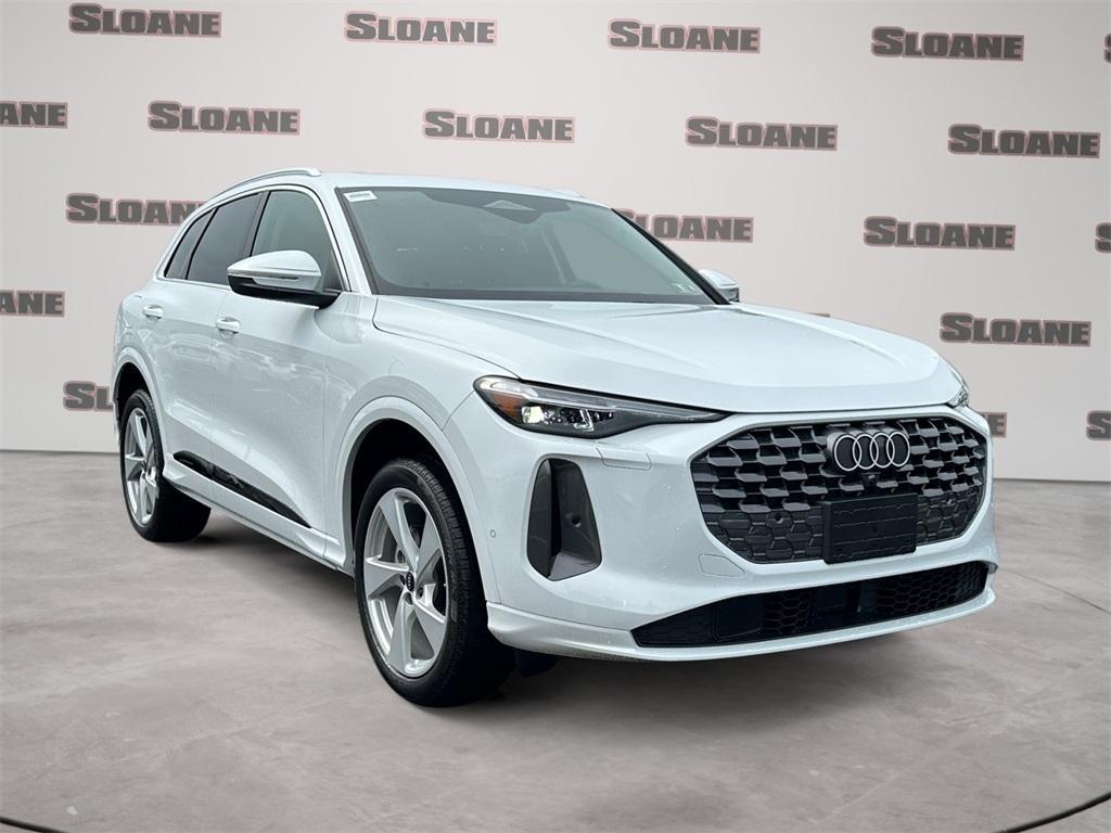 new 2025 Audi Q5 car, priced at $61,090
