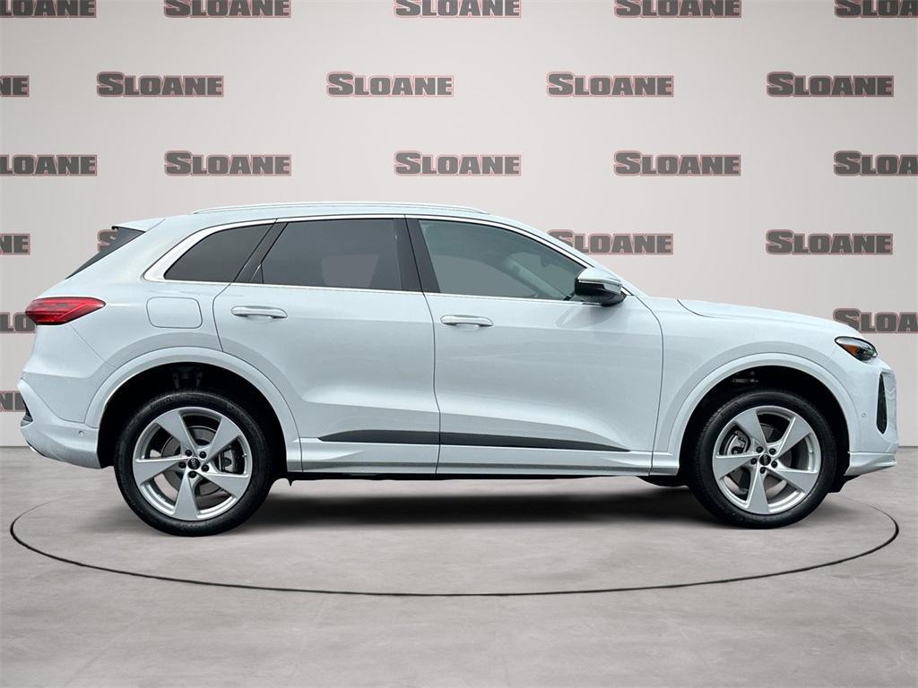 new 2025 Audi Q5 car, priced at $61,090