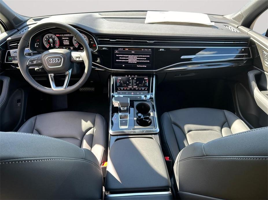 new 2025 Audi Q7 car, priced at $75,800