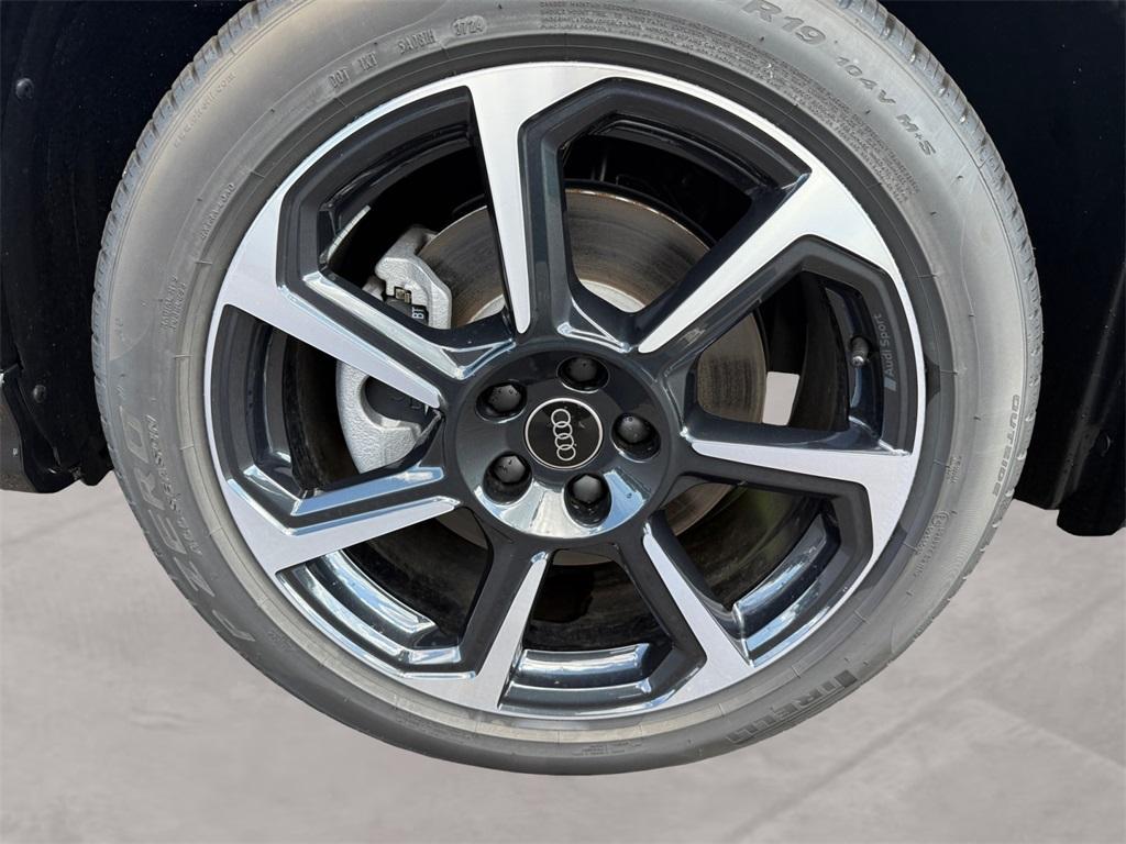 new 2025 Audi Q3 car, priced at $47,750