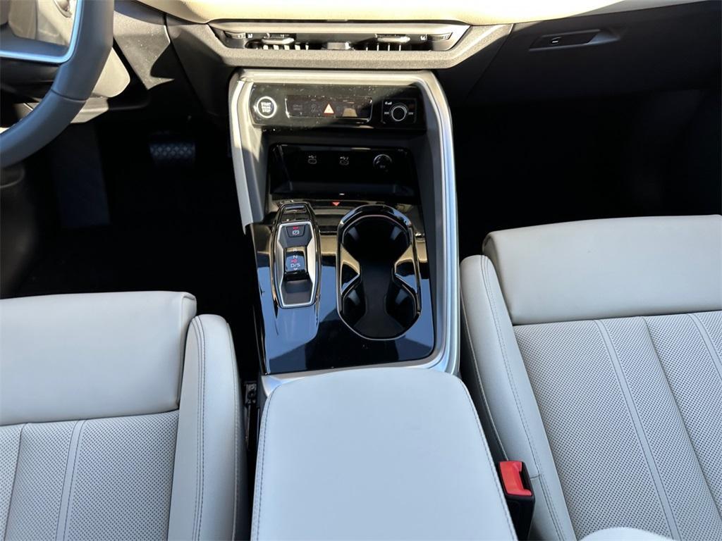 new 2025 Audi Q5 car, priced at $62,080