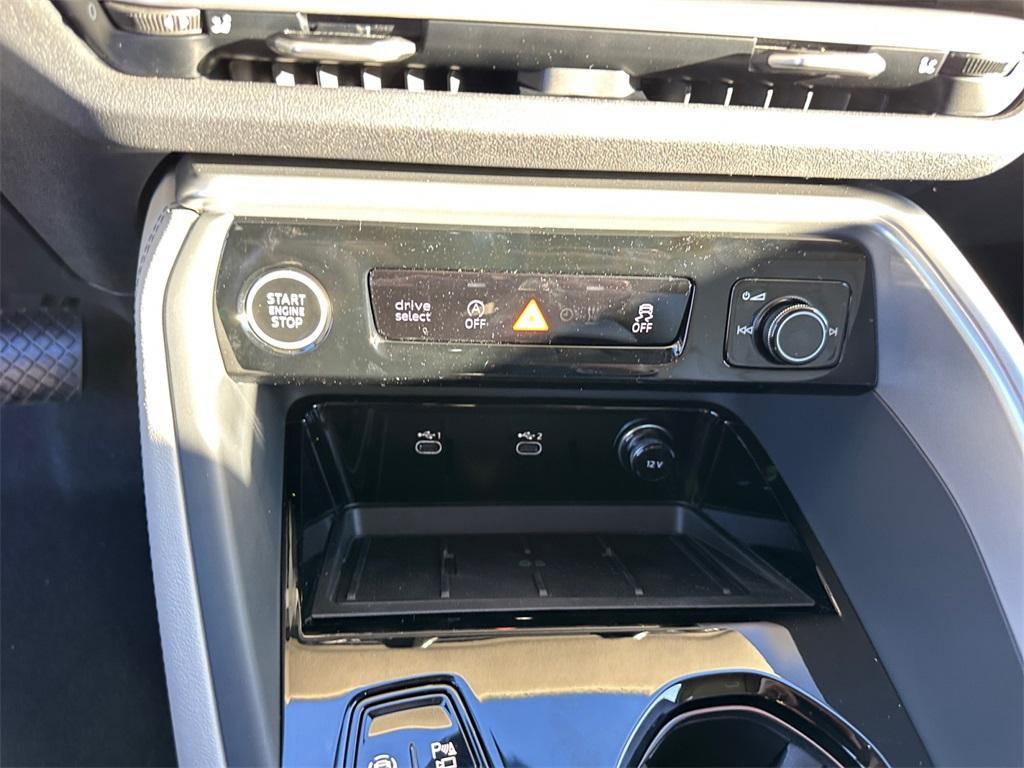 new 2025 Audi Q5 car, priced at $62,080