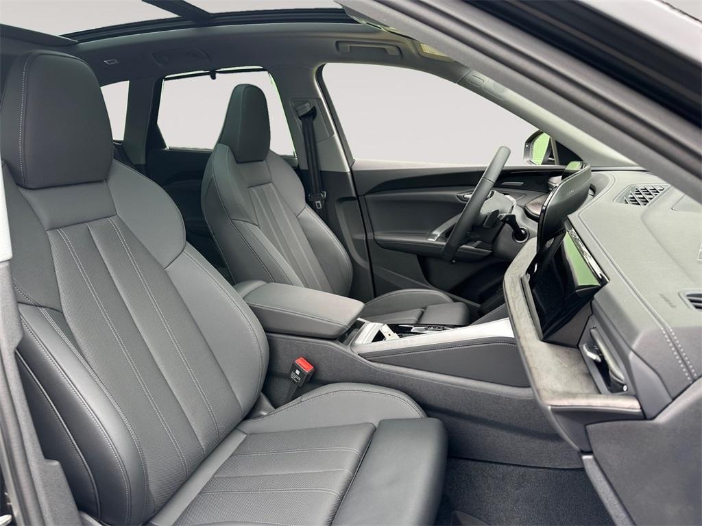 new 2025 Audi Q5 car, priced at $61,390