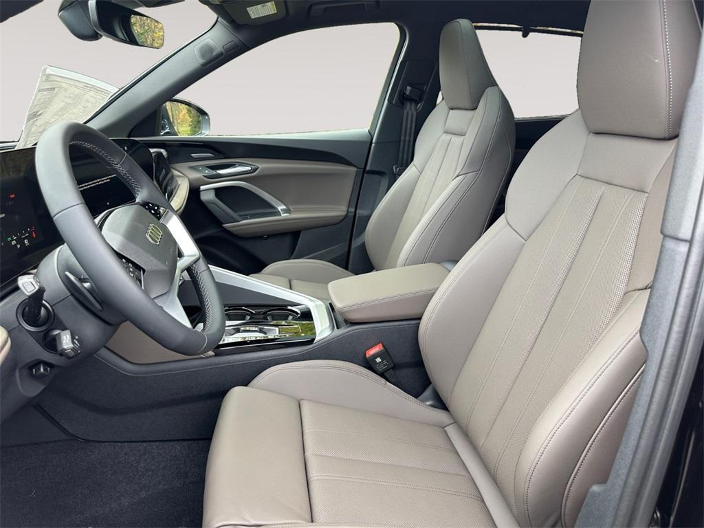 new 2025 Audi Q5 car, priced at $62,080