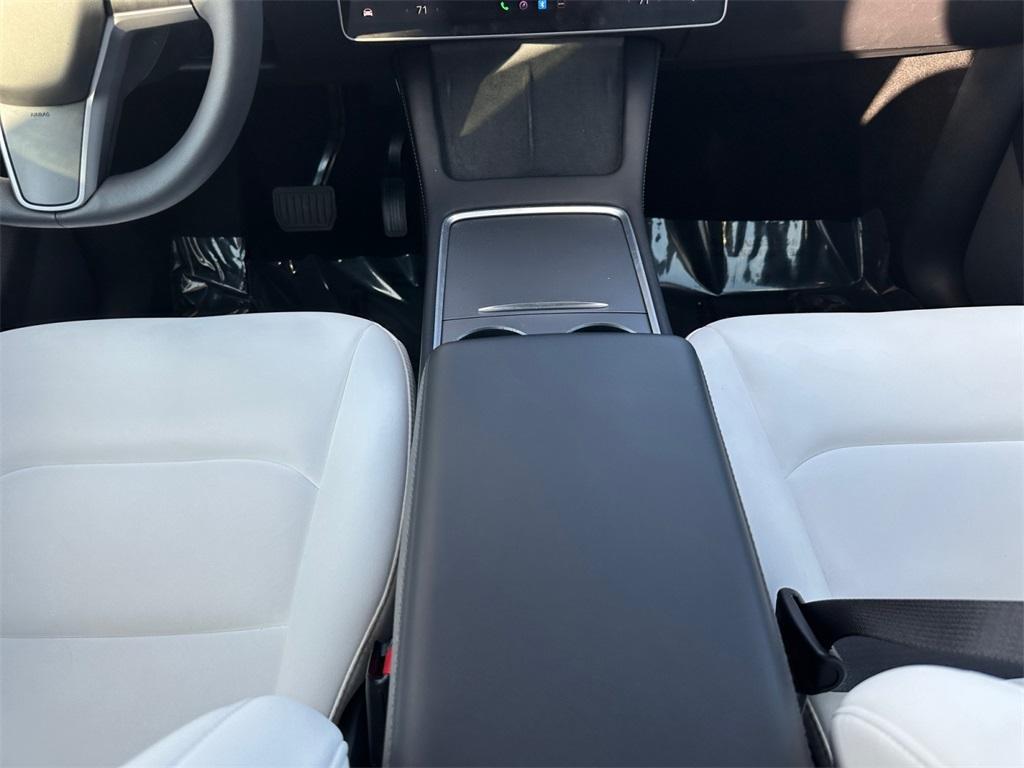 used 2022 Tesla Model Y car, priced at $29,991