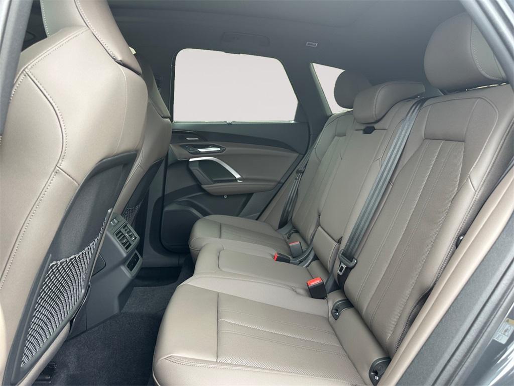 new 2025 Audi Q5 car, priced at $62,080