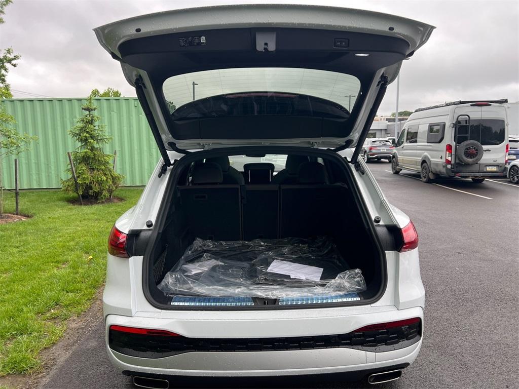 new 2025 Audi Q5 car, priced at $61,105