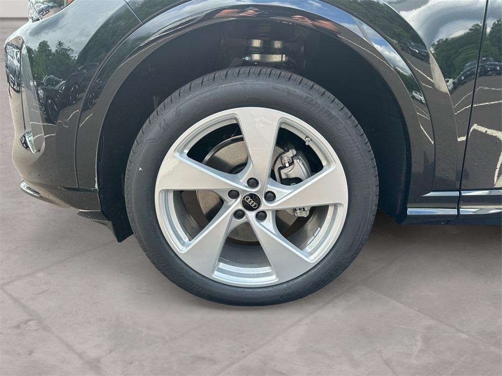 new 2025 Audi Q5 car, priced at $61,390