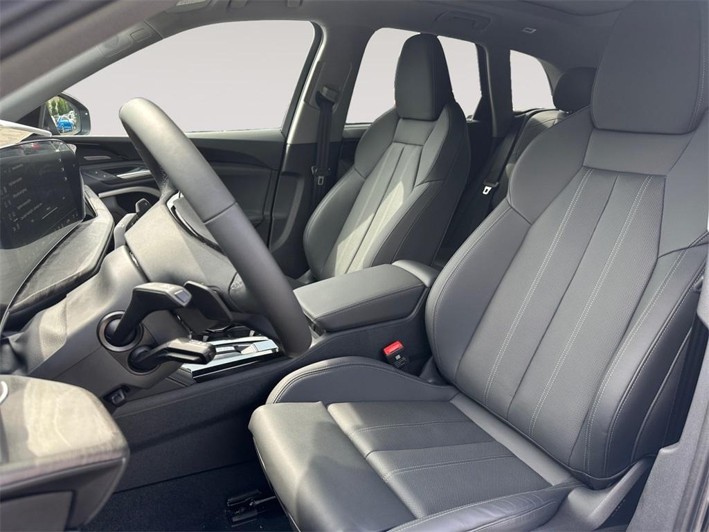 new 2025 Audi Q5 car, priced at $61,390