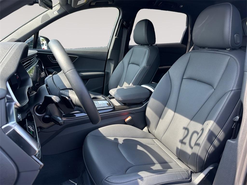 used 2025 Audi Q7 car, priced at $67,591