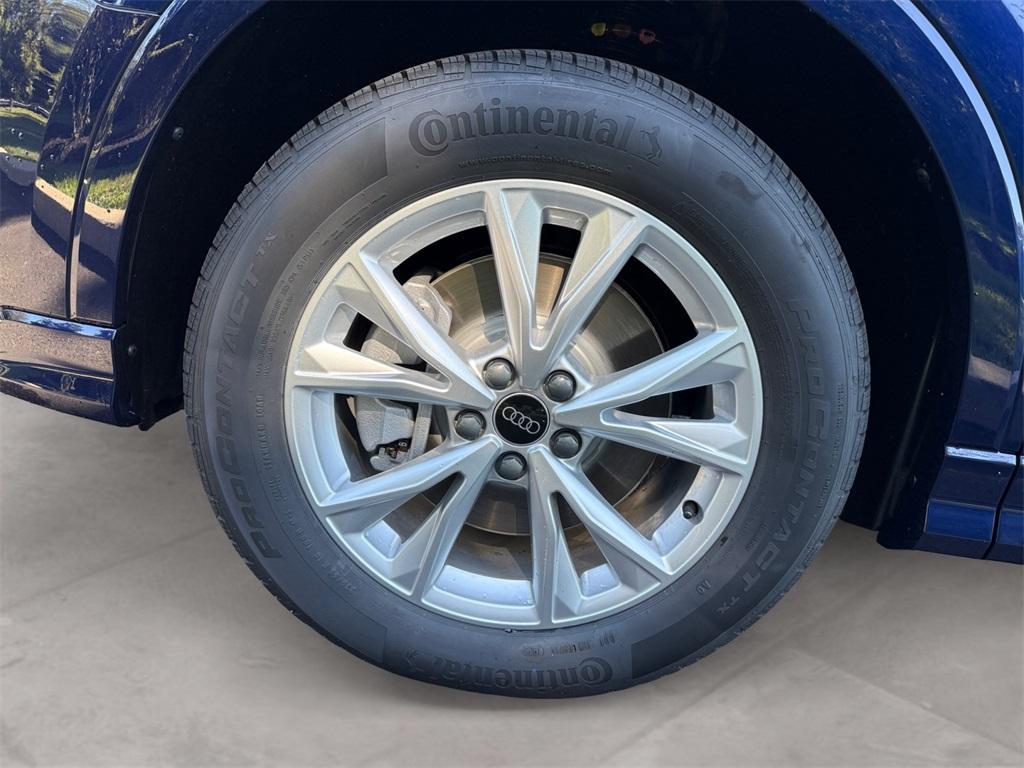 new 2025 Audi Q3 car, priced at $44,060
