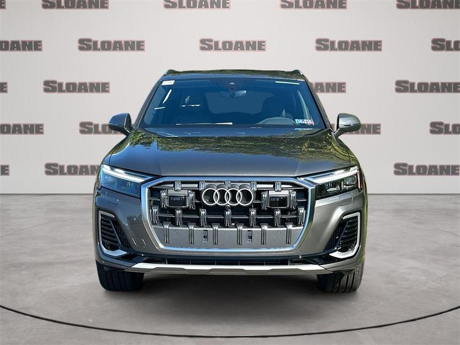 new 2025 Audi Q7 car, priced at $71,800