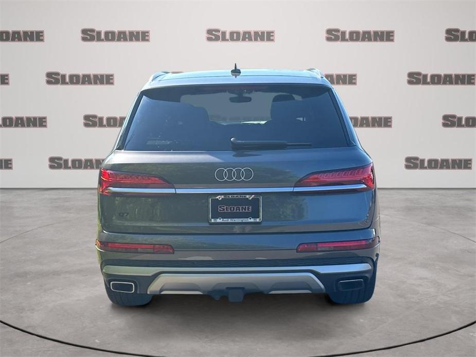 new 2025 Audi Q7 car, priced at $71,800