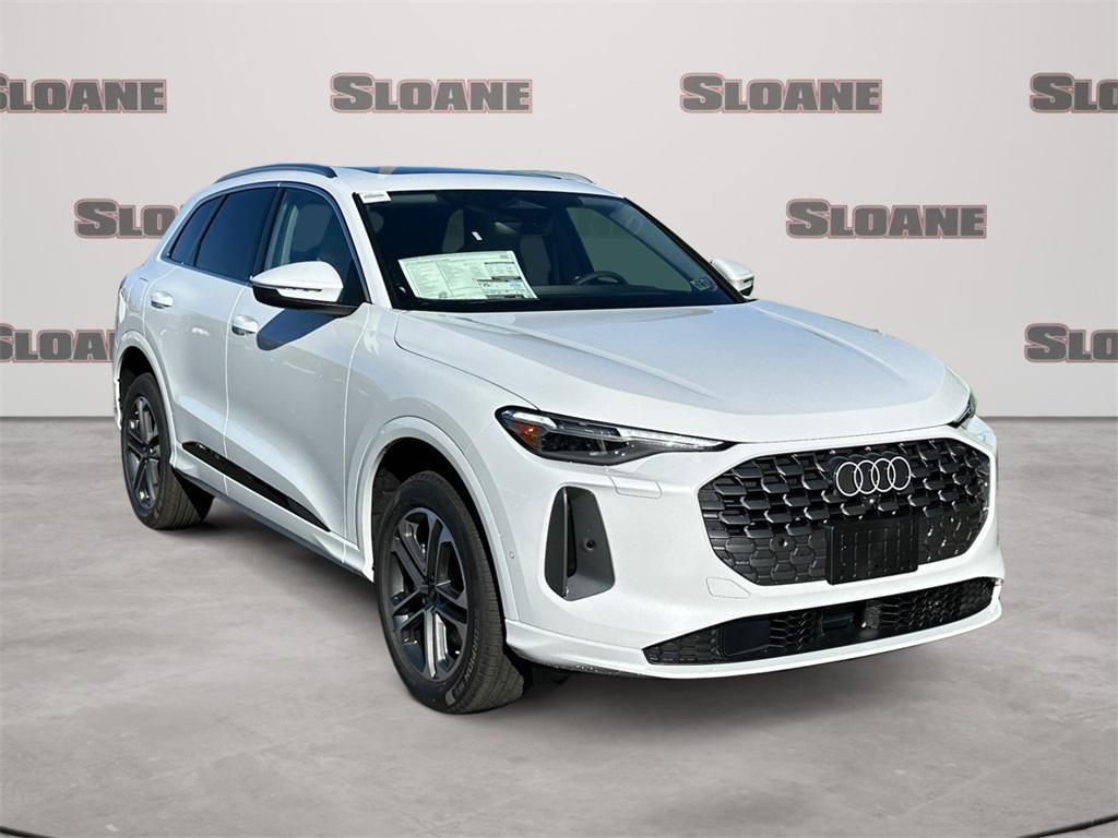 new 2025 Audi Q5 car, priced at $61,280