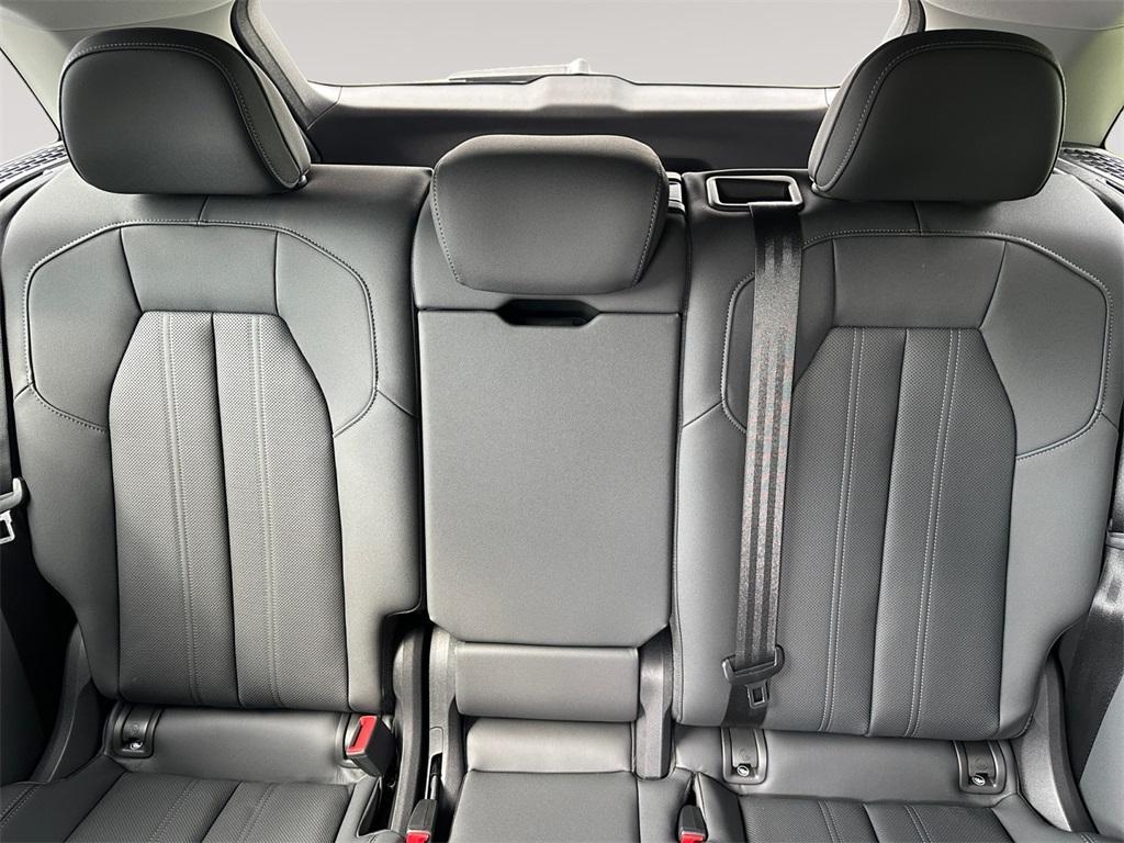 new 2025 Audi Q5 car, priced at $62,080