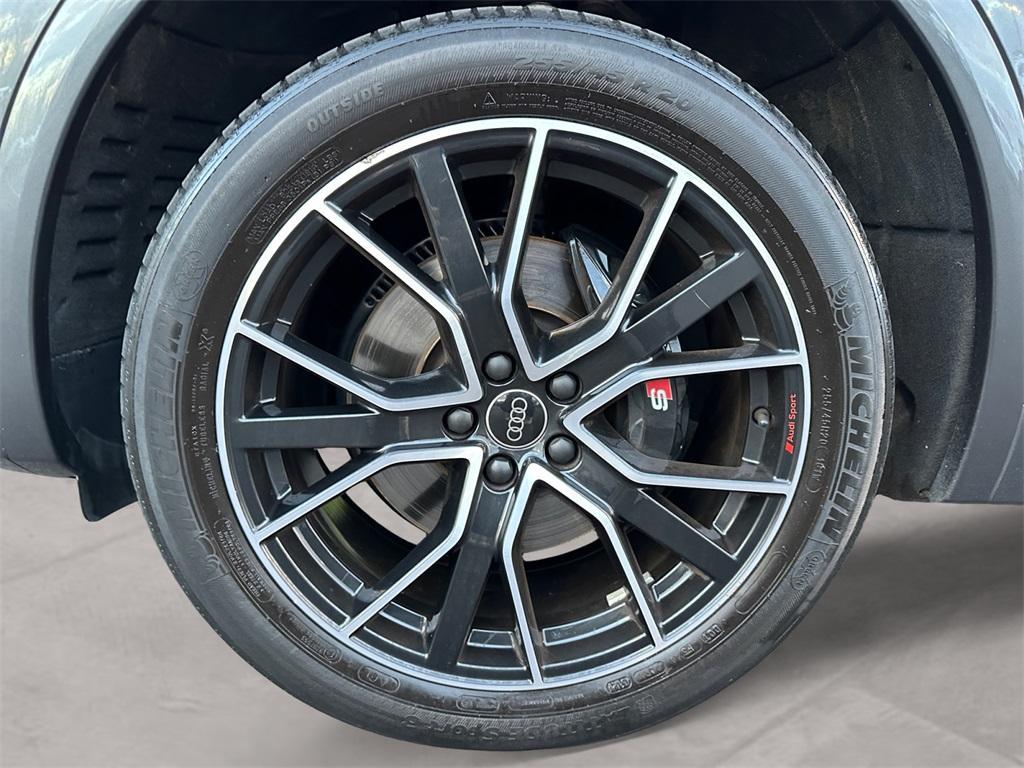 used 2022 Audi SQ5 car, priced at $38,991