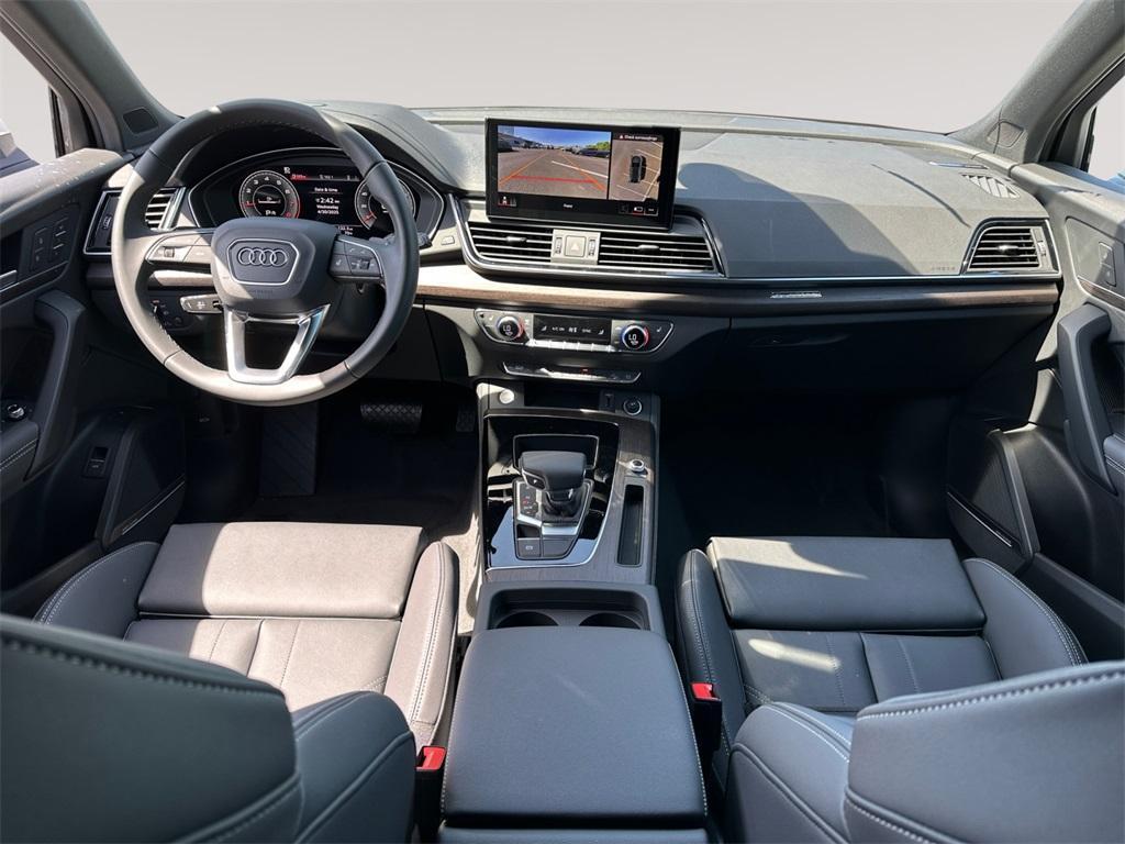 new 2025 Audi Q5 car, priced at $59,625
