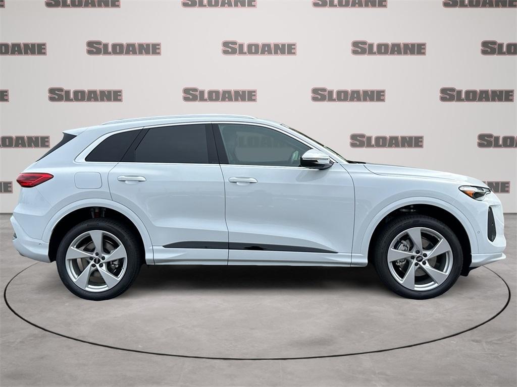 new 2025 Audi Q5 car, priced at $62,080