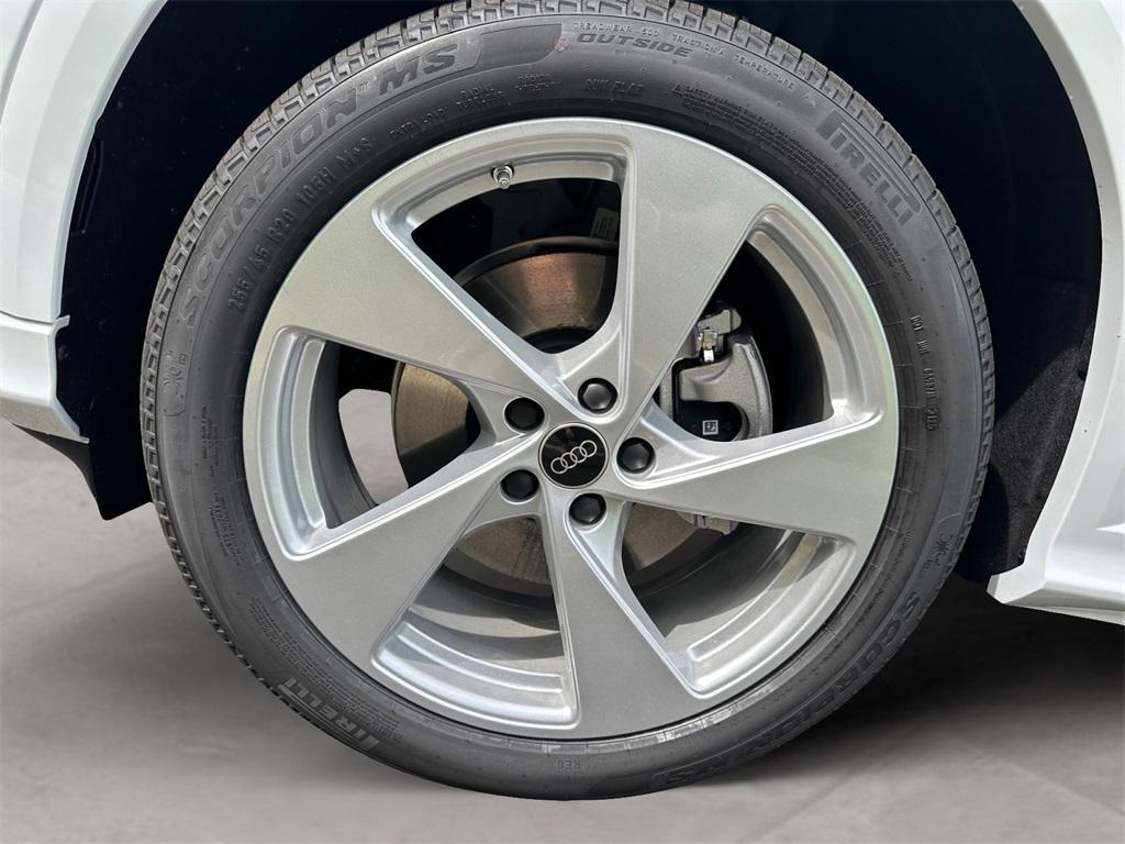 new 2025 Audi Q5 car, priced at $62,080