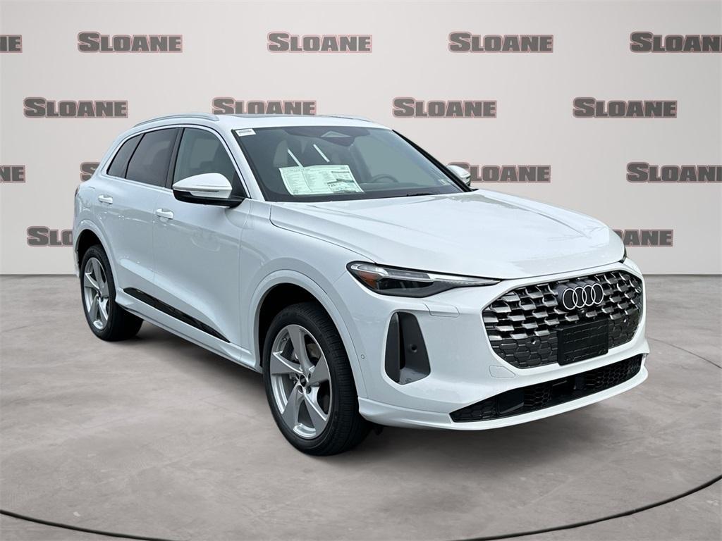 new 2025 Audi Q5 car, priced at $62,080