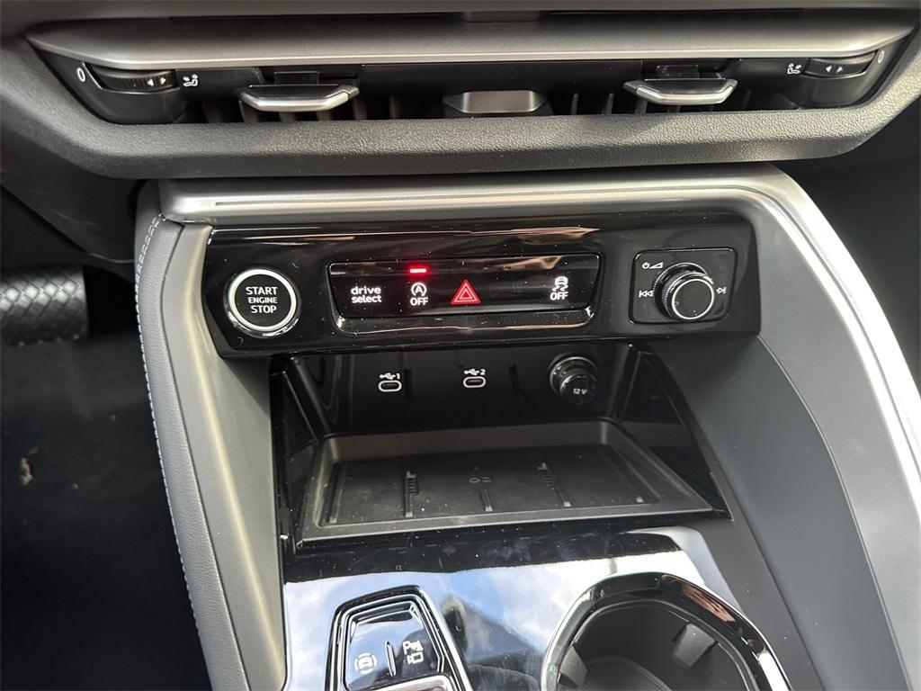 new 2025 Audi Q5 car, priced at $62,080