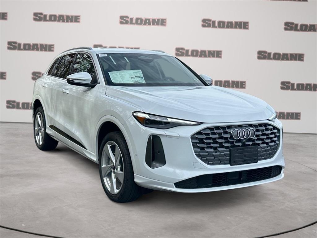 new 2025 Audi Q5 car, priced at $62,080