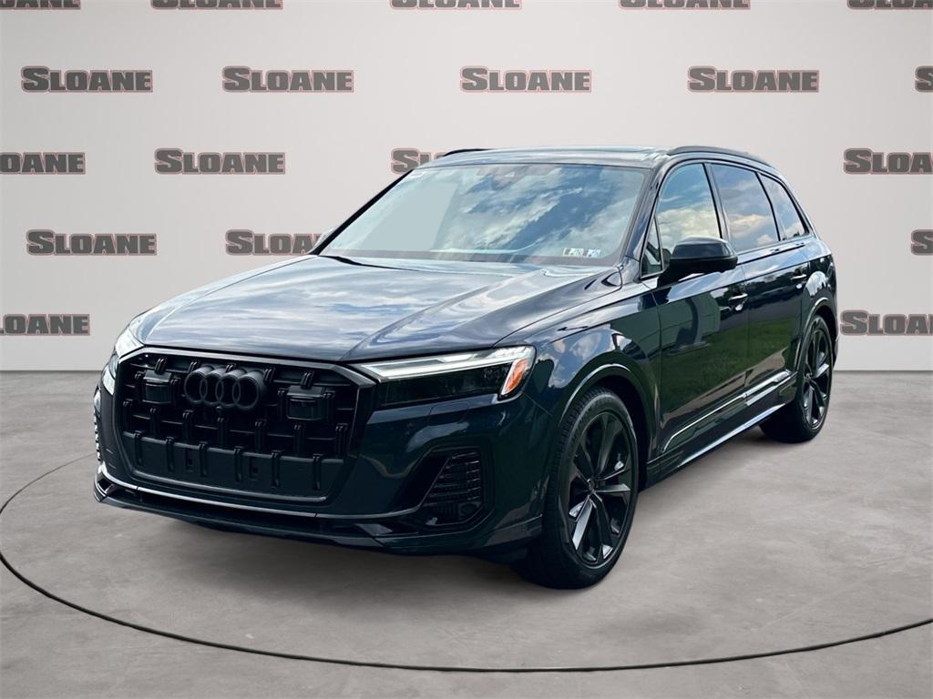new 2025 Audi Q7 car, priced at $77,580