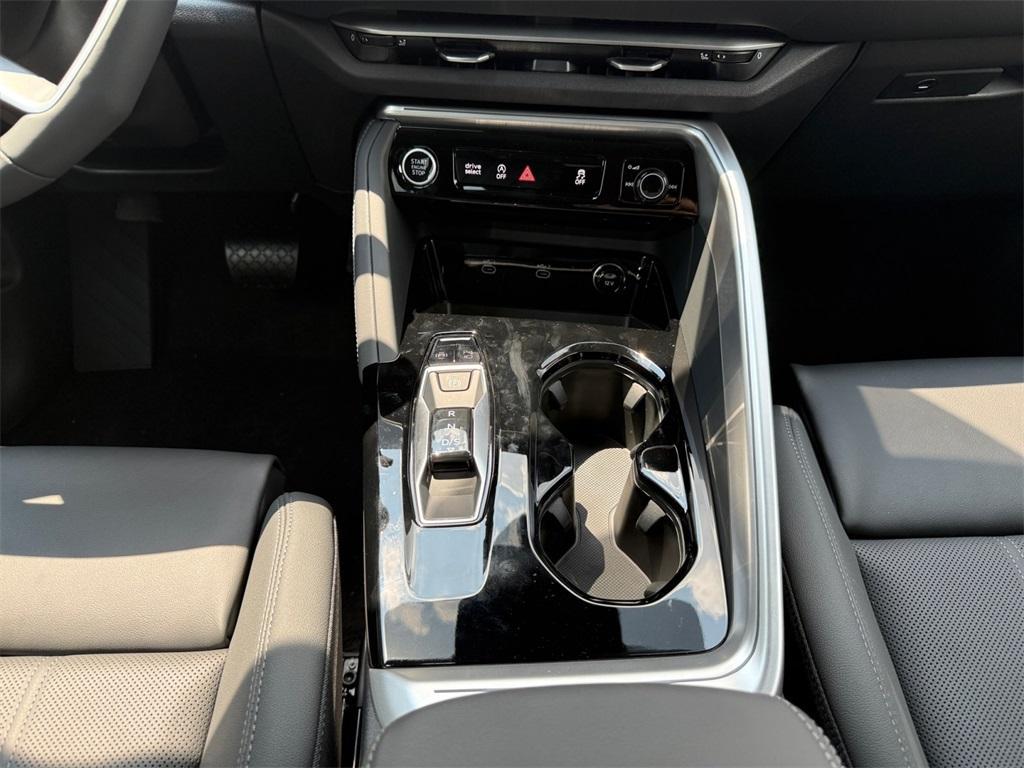 new 2025 Audi Q5 car, priced at $62,080