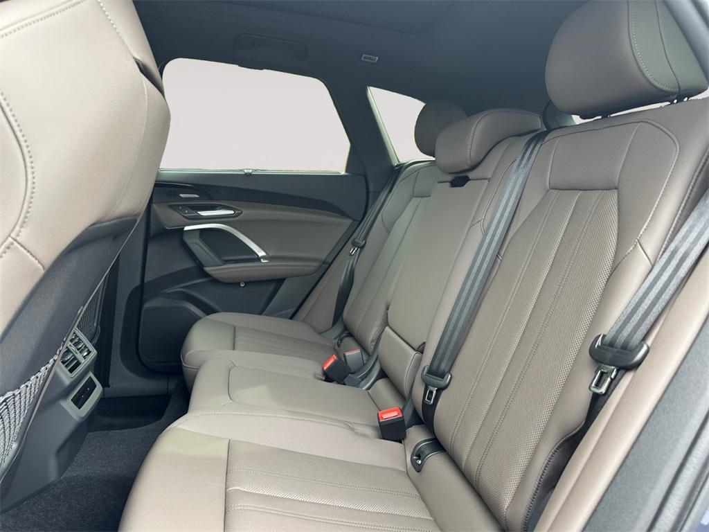 new 2025 Audi Q5 car, priced at $62,080