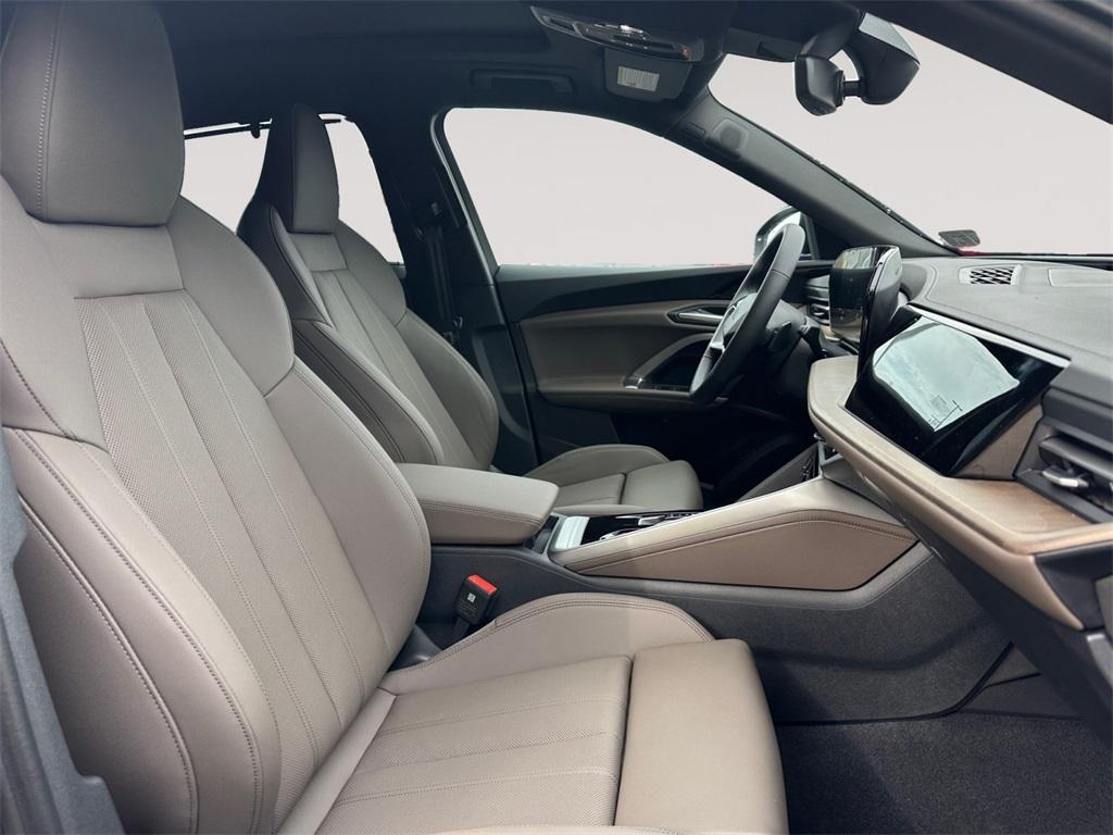 new 2025 Audi Q5 car, priced at $62,080