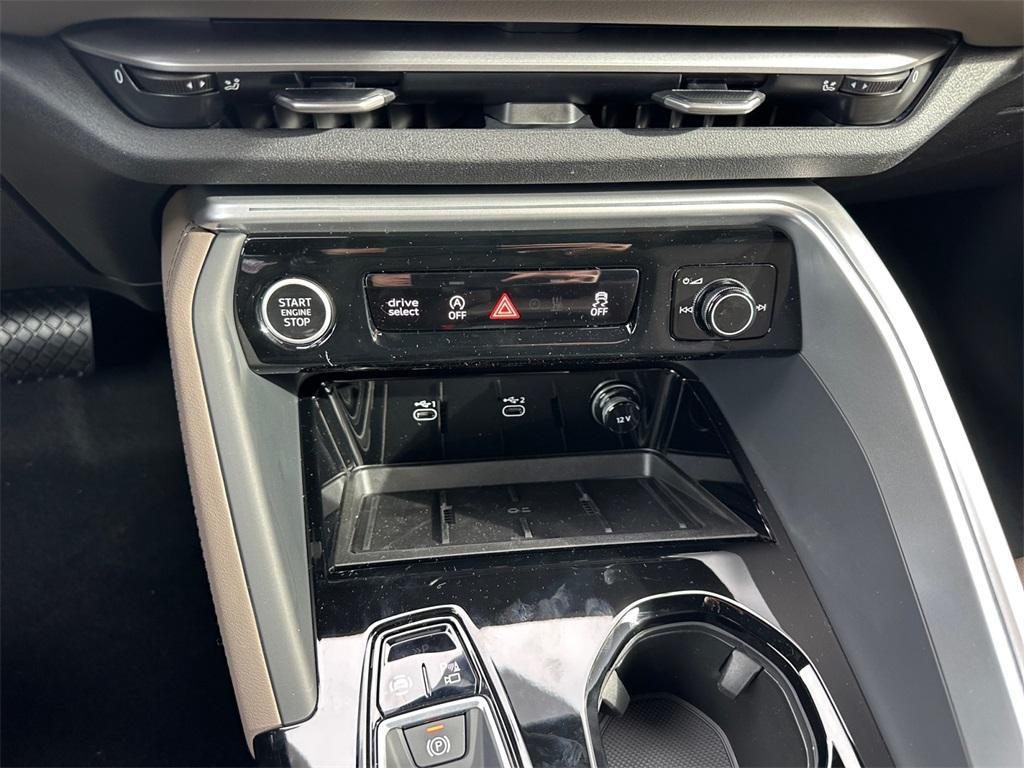 new 2025 Audi Q5 car, priced at $62,080