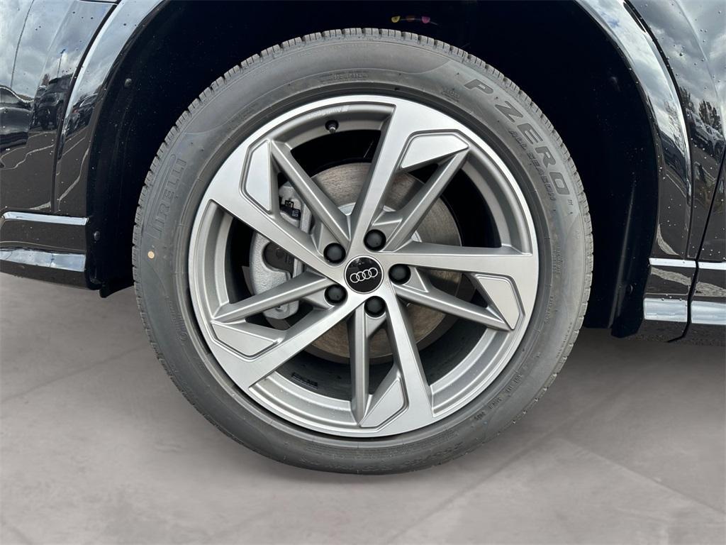 new 2025 Audi Q3 car, priced at $44,060