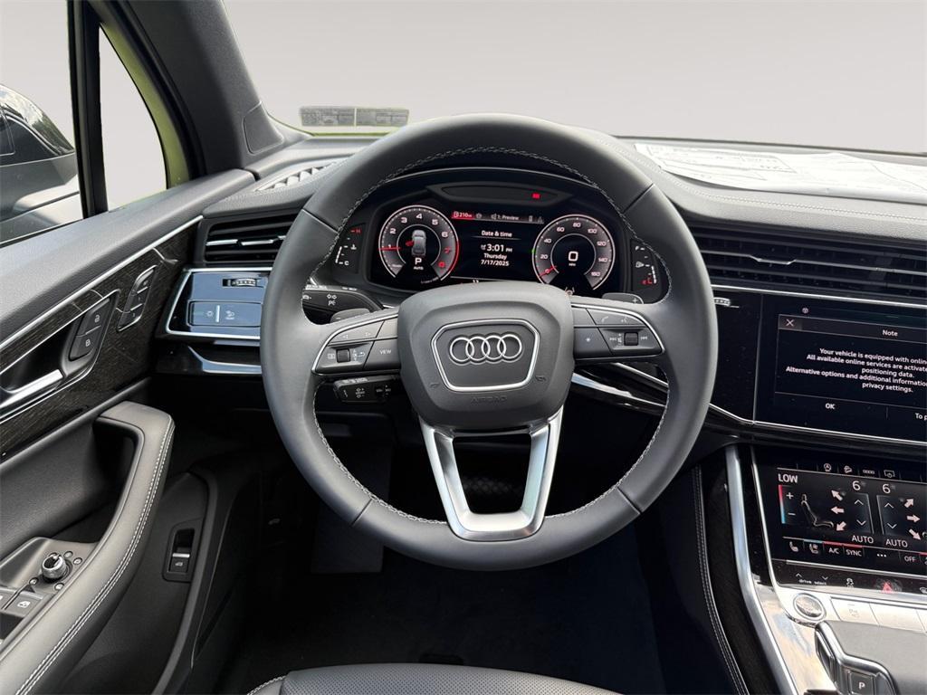 new 2025 Audi Q7 car, priced at $76,350