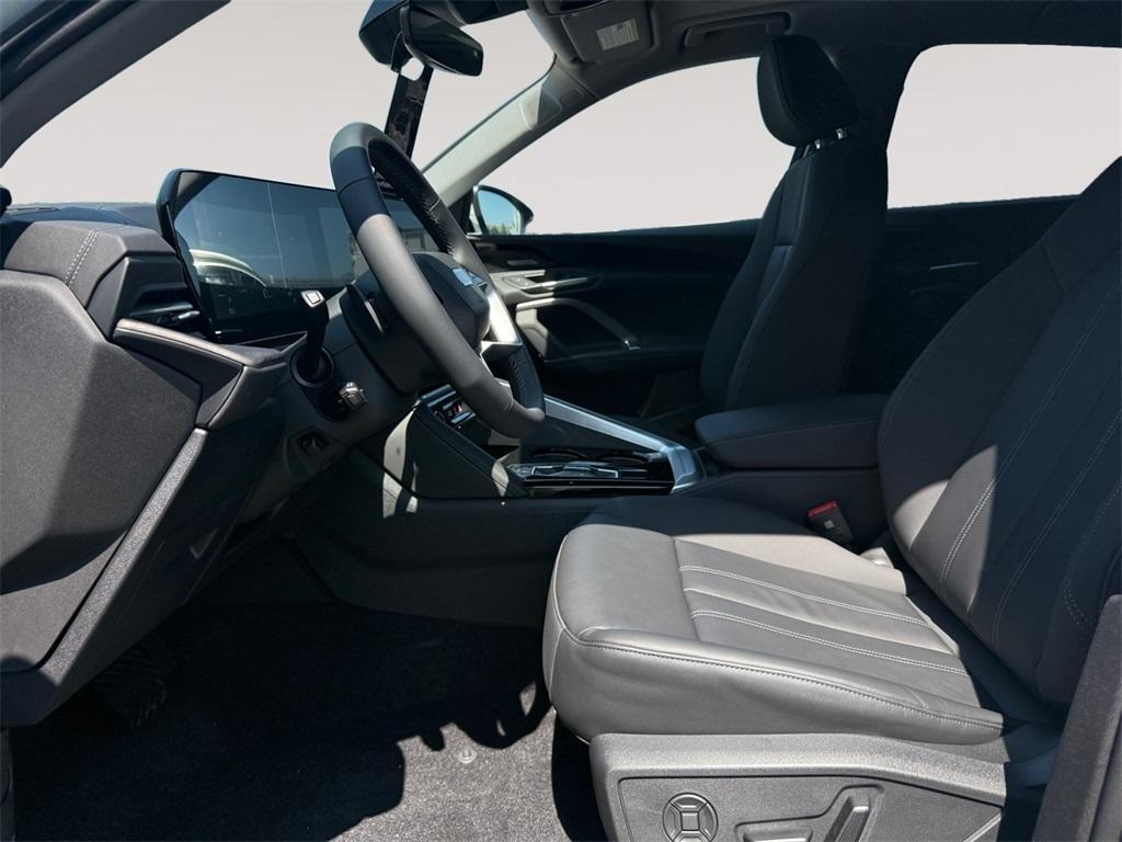 new 2025 Audi Q5 car, priced at $61,090