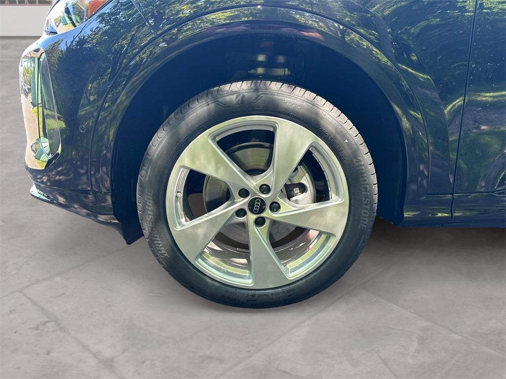 new 2025 Audi Q5 car, priced at $62,080