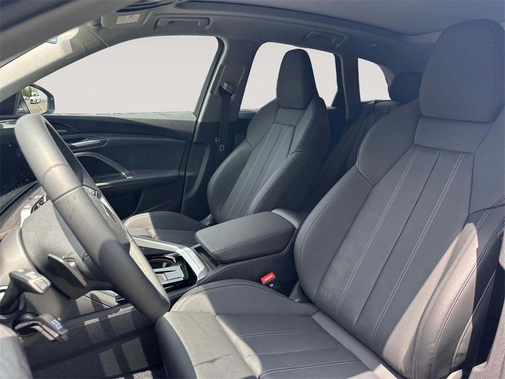 new 2025 Audi Q5 car, priced at $61,390