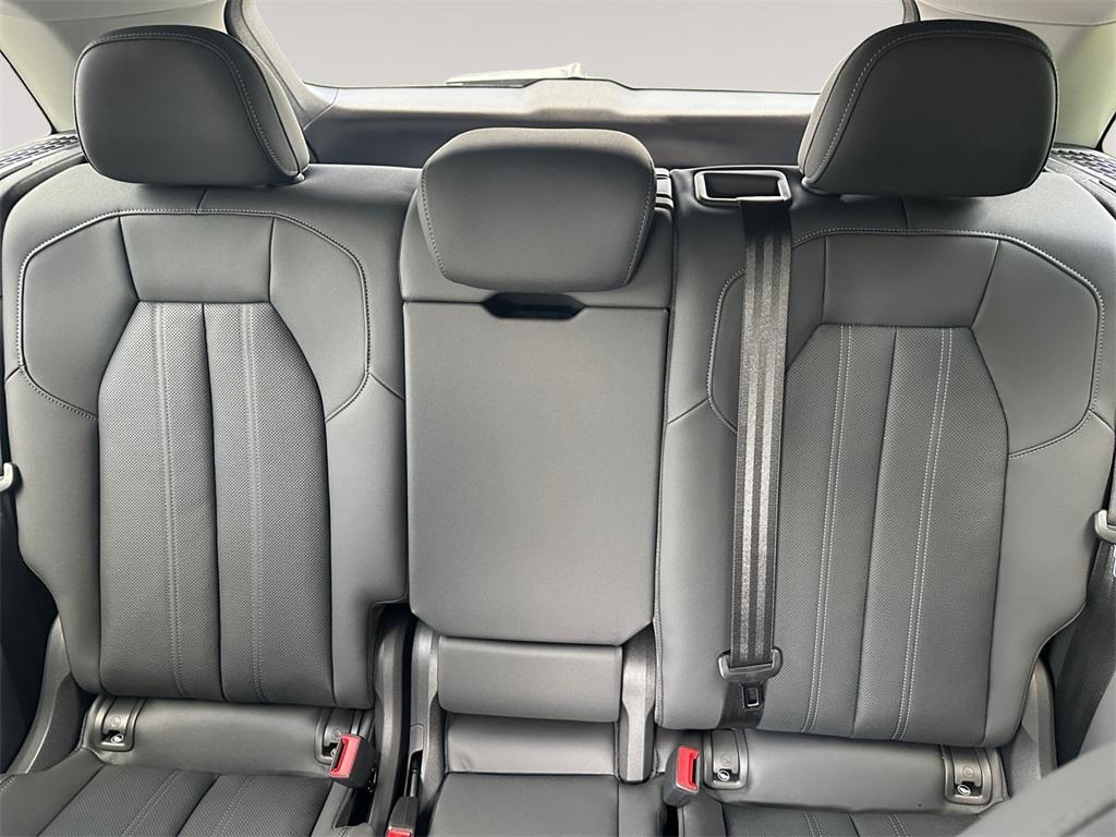 new 2025 Audi Q5 car, priced at $61,390