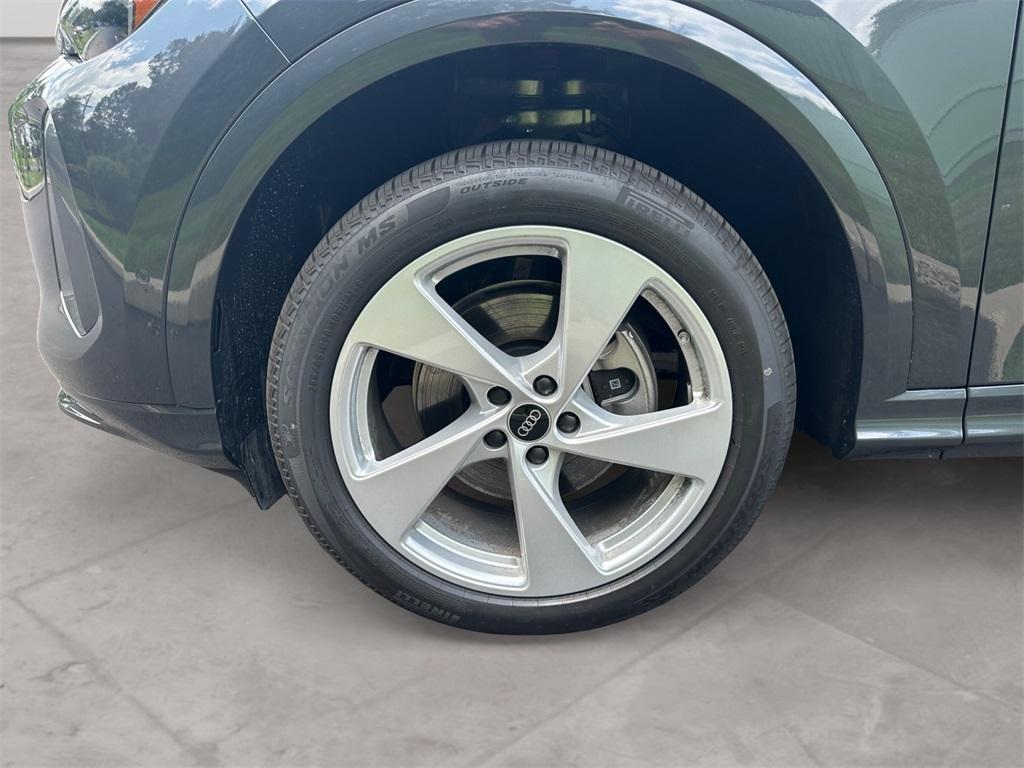 new 2025 Audi Q5 car, priced at $61,390