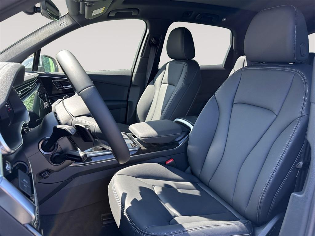 new 2025 Audi Q7 car, priced at $65,730