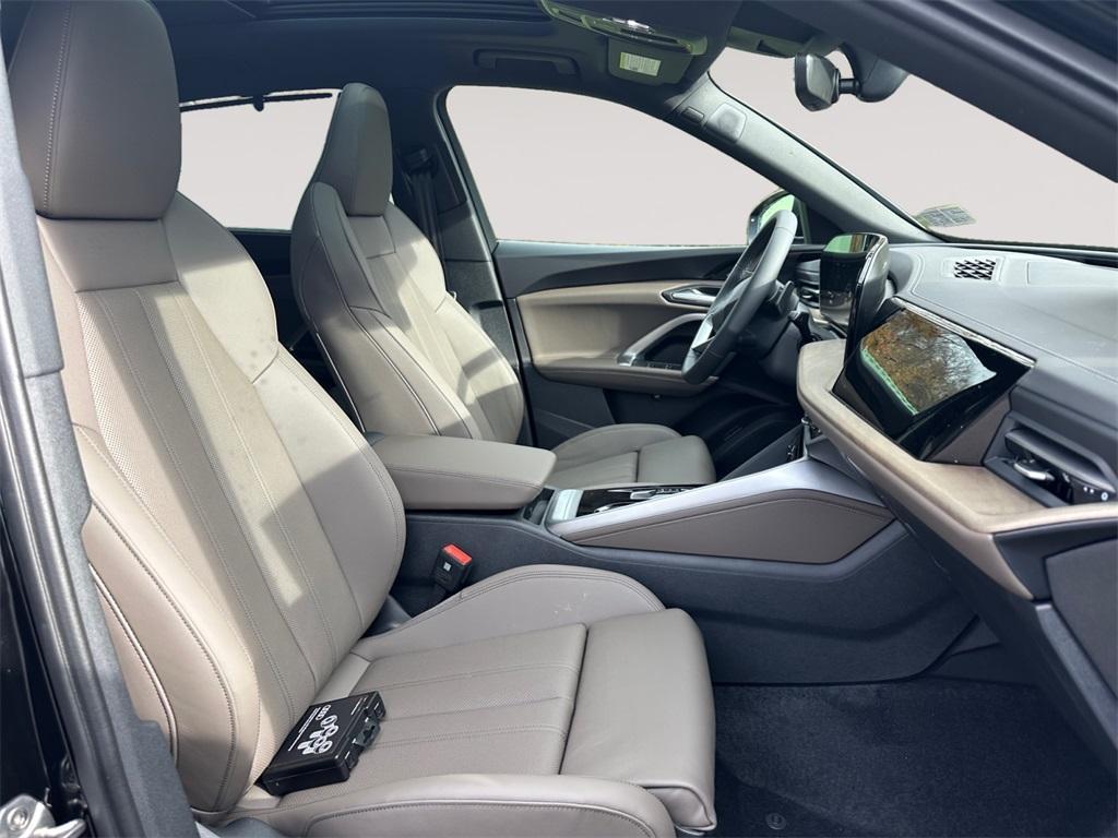 new 2025 Audi Q5 car, priced at $62,080
